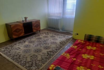 Garsonieră semidecomandată în Brazda lui Novac