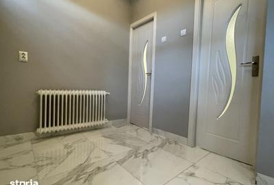 Casă cu 9 camere cu Teren 711 Mp în Central - 11