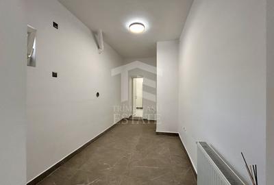 Spațiu comercial, de 90 mp, în Complex Studențesc - 12