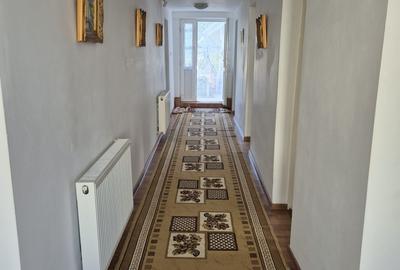 Casă cu 3 camere cu Teren 1000 Mp în Central - 4