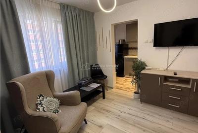 Garsonieră semidecomandată în Tei