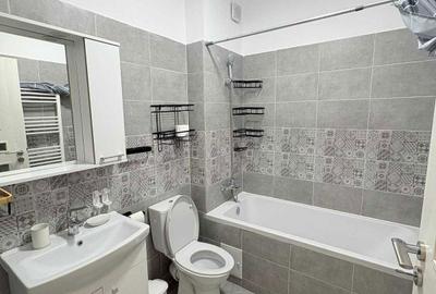 Apartament cu 3 camere decomandat în Berceni - 1