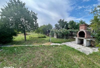 Casă cu 2 camere cu Teren 900 Mp în Cicârlău