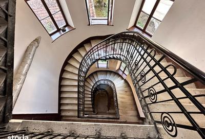 Apartament cu 4 camere, mobilat în Central