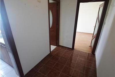 Apartament cu 2 camere nedecomandat în Alecu Russo