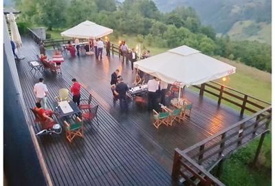 Casă individuală cu 20 camere cu Canalizare în Bran - 2