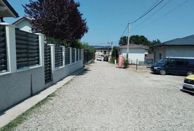 Casă cu 5 camere în Radovanu