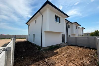 Duplex cu 4 camere cu Canalizare în Bragadiru - 1