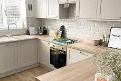 Apartament cu 4 camere decomandat în Theodor Pallady