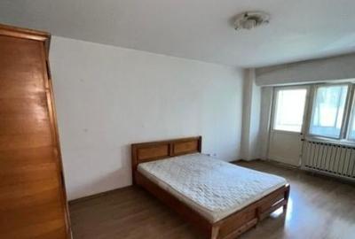 Garsonieră decomandată în Rahova