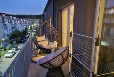 Apartament cu 2 camere semidecomandat, mobilat în Florești