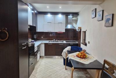Casă cu 3 camere în Central - 1