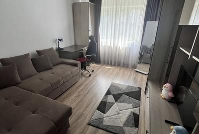 Apartament cu 2 camere semidecomandat în Ultracentral