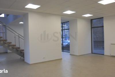 Spațiu comercial, de 383 mp, în Gara de Nord