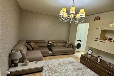 Apartament cu 2 camere semidecomandat, mobilat în 1 Mai