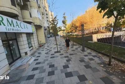 Spațiu comercial, de 43 mp, în Decebal - 3