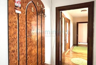 Apartament cu 4 camere decomandat, mobilat în Rogerius - 12
