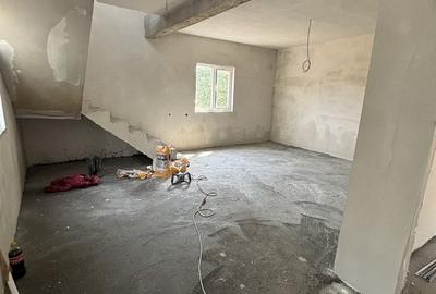 Casă cu 4 camere cu Teren 200 Mp în Central - 6