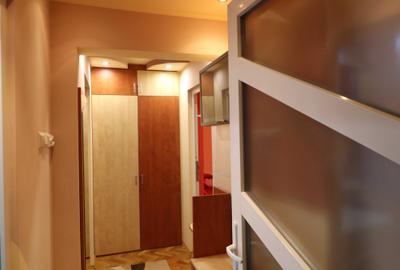 Apartament cu 3 camere semidecomandat în Ultracentral