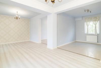Duplex cu 5 camere cu Canalizare în Pipera - 1