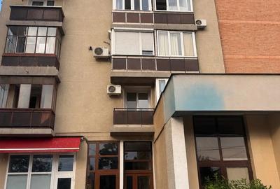 Garsonieră decomandată în Rogerius - 1