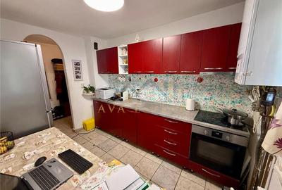 Apartament cu 2 camere decomandat în Soarelui