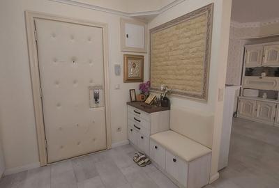 Apartament cu 3 camere în Ultracentral