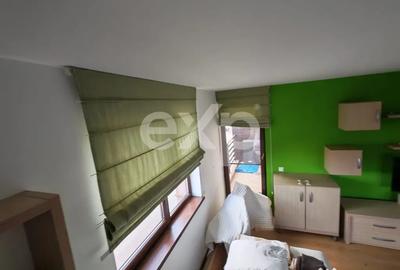 Apartament cu 3 camere decomandat în Tractorul - 7