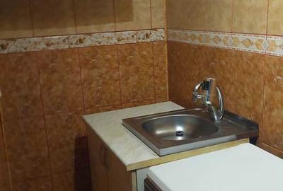 Garsonieră decomandată în Țiglina 1