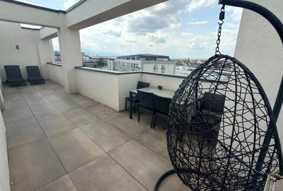 Apartament cu 3 camere decomandat în Lazaret