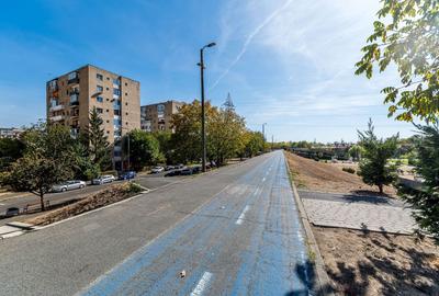 Apartament cu 5 camere semidecomandat în Micălaca