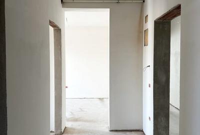 Apartament cu 2 camere decomandat în Plopi - 14