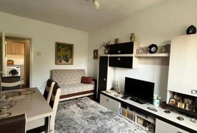 Apartament cu 3 camere decomandat în Rădăuți - 2
