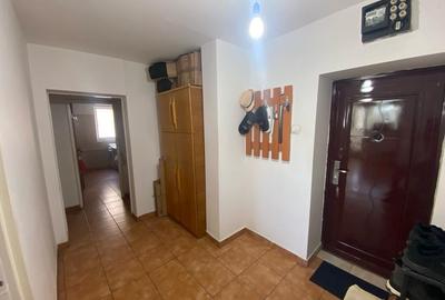 Apartament cu 3 camere circular în Colentina - 10
