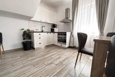 Casă cu Teren 300 Mp în Sânmartin