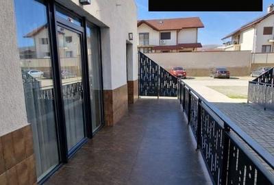 Apartament cu 3 camere decomandat în Cremenari - 2