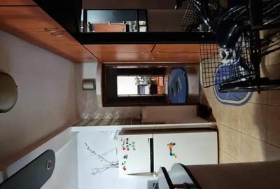 Apartament cu 4 camere decomandat în Rahova - 2