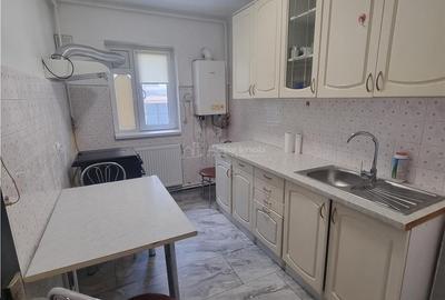 Apartament cu 3 camere decomandat în Central - 4