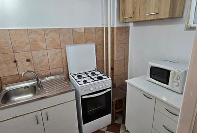 Garsonieră decomandată în Sânpetru - 3