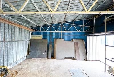 Spațiu industrial, de 295 mp, în Calea Bârladului - 11