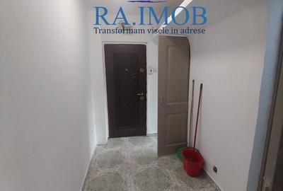 Apartament cu 2 camere nedecomandat în Malu Roșu
