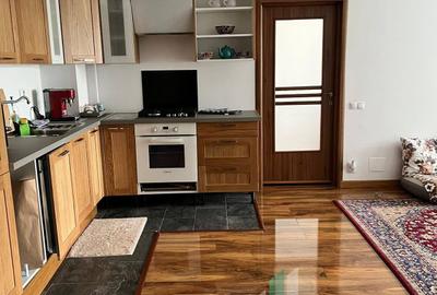 Apartament cu 3 camere semidecomandat în Florești - 3