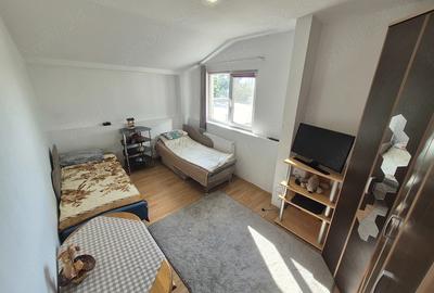 Apartament cu 2 camere decomandat în Spitalul Județean