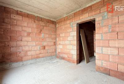 Duplex cu 4 camere cu Canalizare în Moșnița Nouă - 8