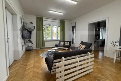 Apartament cu 4 camere decomandat, mobilat în Central - 1