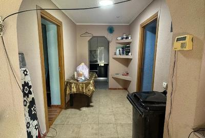 Casă cu Teren 1400 Mp în Central - 4