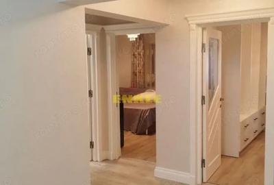 Apartament cu 3 camere decomandat în Central - 1
