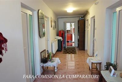 Apartament cu 3 camere decomandat în Sud - 29