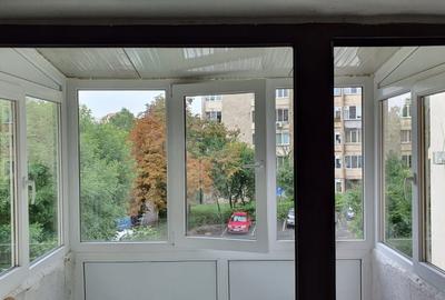 Apartament cu 2 camere semidecomandat în Noua