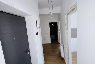 Apartament cu 2 camere decomandat în Romanești - 2